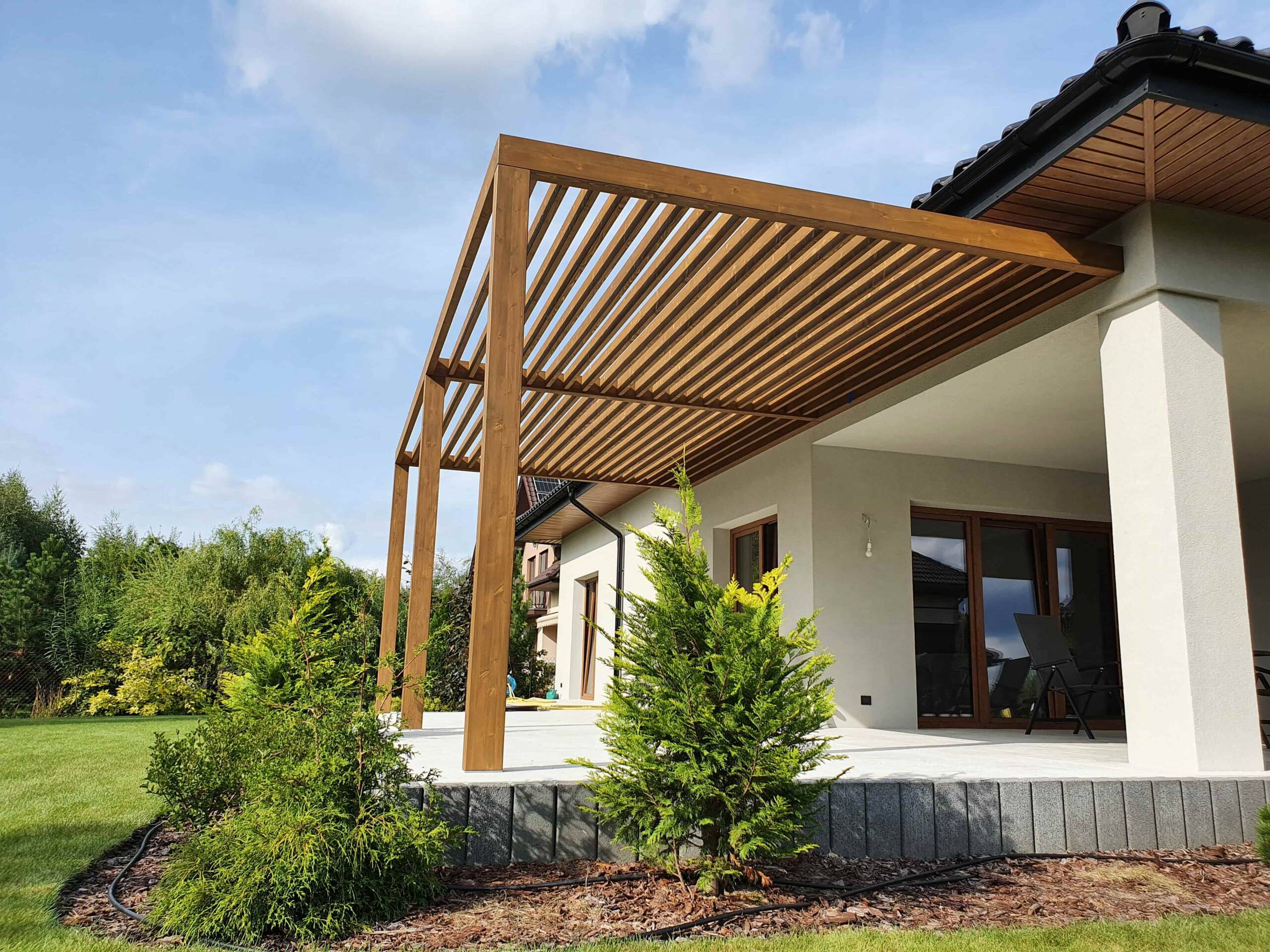 Pergola tarasowa przyścienna z drewna BSH świerk skandynawski